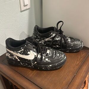 Nike Air Force 1 Women’s size 6 (original but painted)